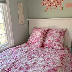 Pottery Barn Kids Floral Comforter 🌸